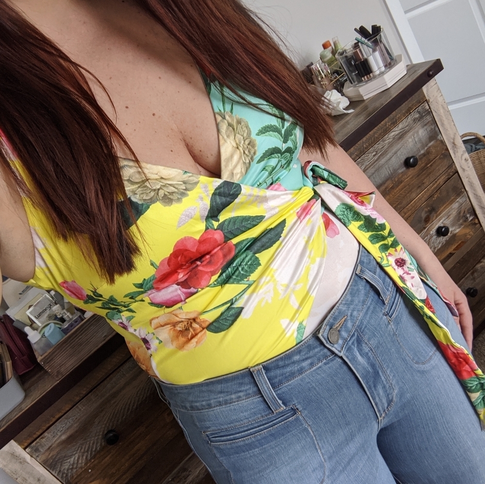 🆕🌿FLORAL BODYSUIT🌿 - Picture 9 of 13